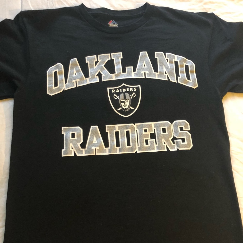 Medium Oakland Raiders T-shirt